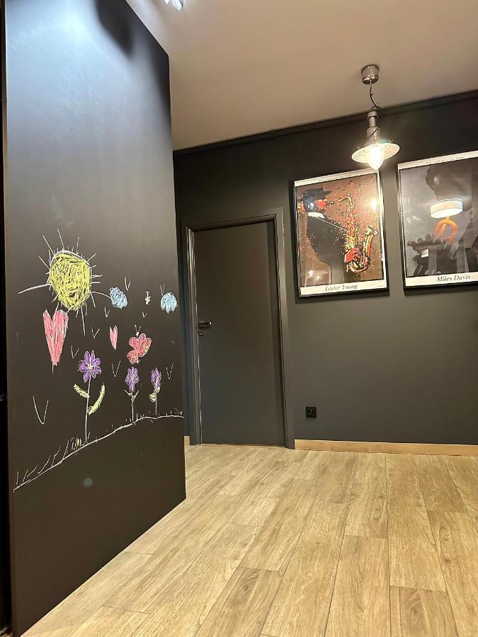 Jazz Apartament Czestochowa Centrum 2-Bedroom Kültér fotó