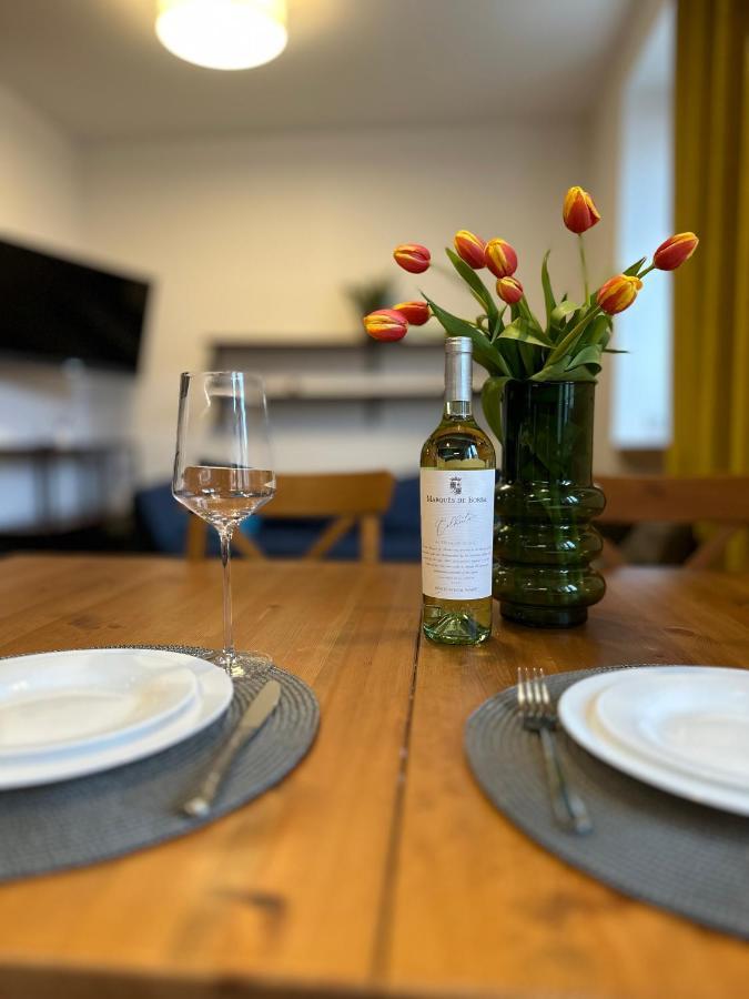 Jazz Apartament Czestochowa Centrum 2-Bedroom Kültér fotó
