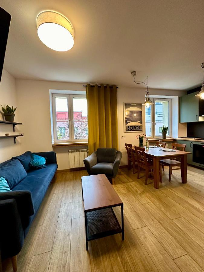 Jazz Apartament Czestochowa Centrum 2-Bedroom Kültér fotó